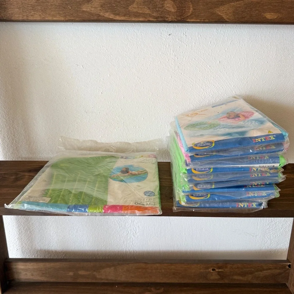 Intex Pool Float Lot 10 Inflatable Rings + Mat Summer Pool Set - Picture 16 of 16